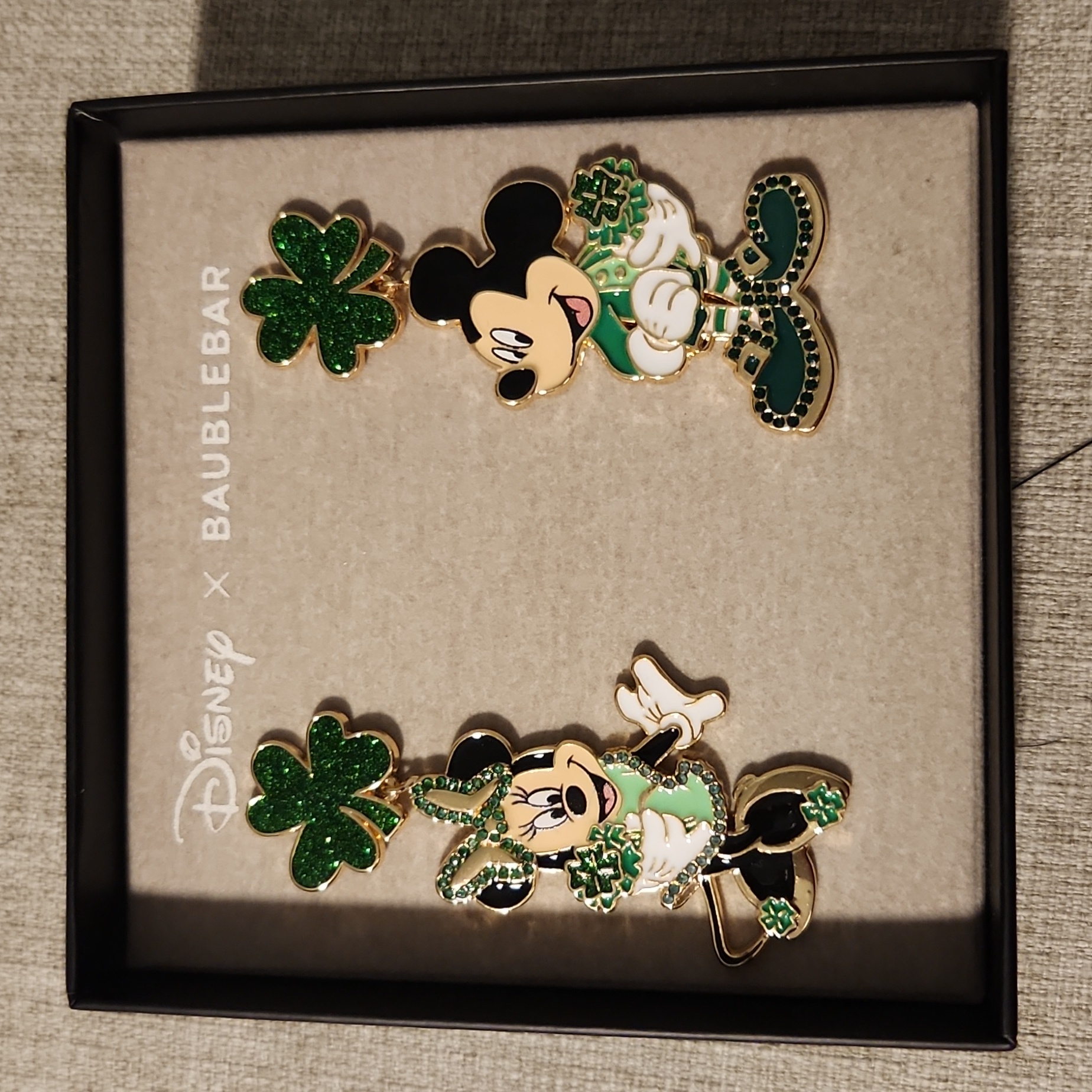 Mickey Minnie St Patricks Day Earrings 40$